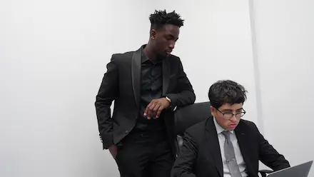 Équipe sur le terrain 2